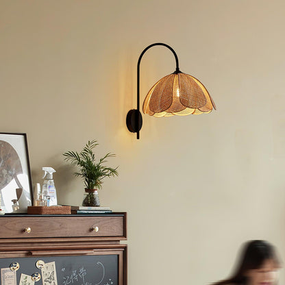 Rattan Petal Wall Lamp - LED Indoor Lighting Fixture