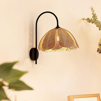 Rattan Petal Wall Lamp - LED Indoor Lighting Fixture