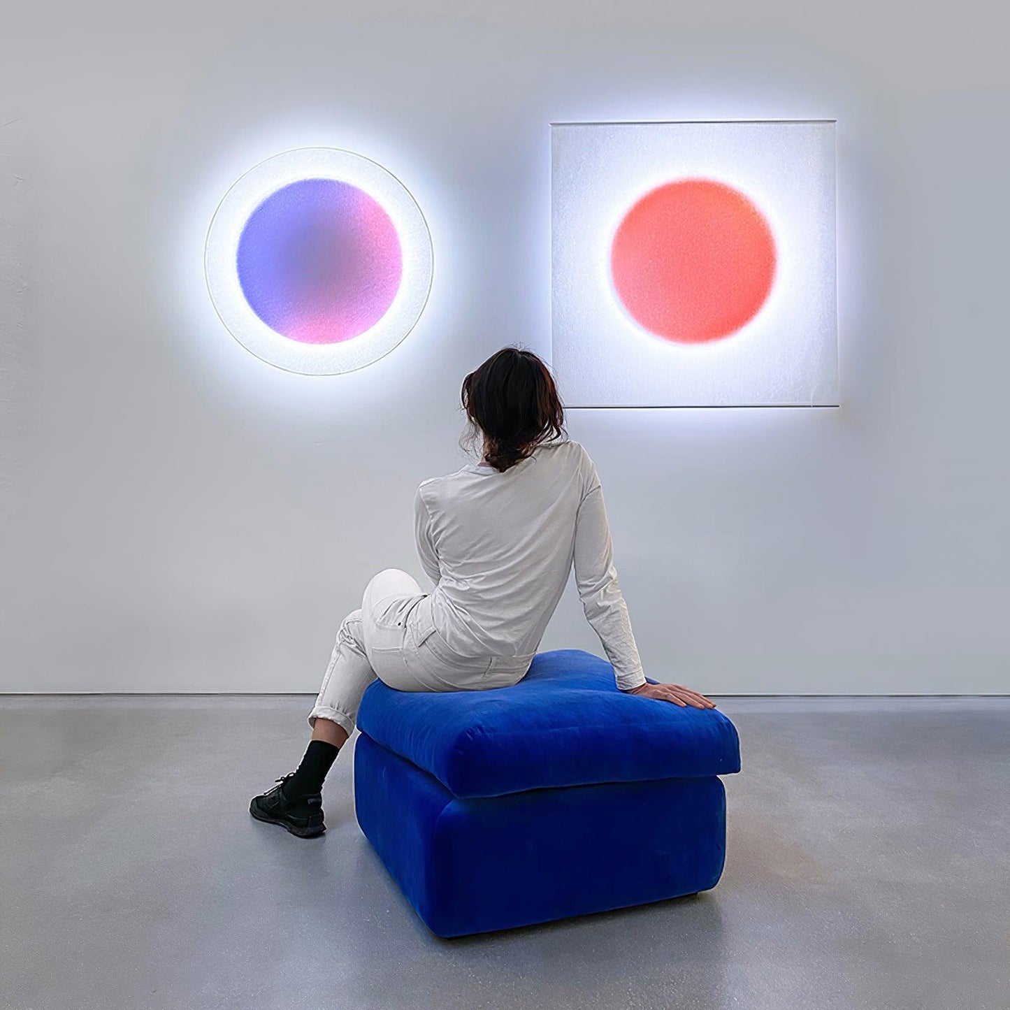Relax Wall Light Set of 2 - Dimmable LED Indoor Lighting