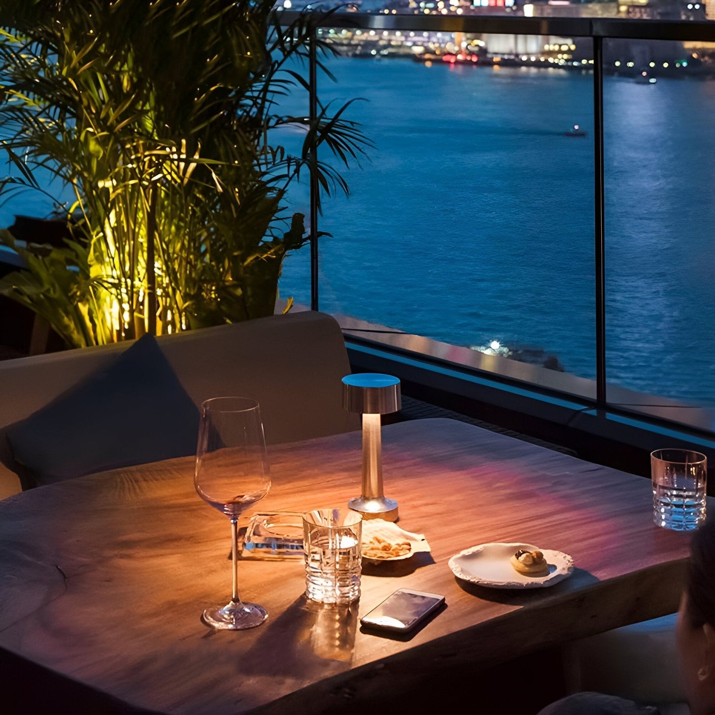 RetroLight - Stylish LED Restaurant Table Lamp with USB Charger