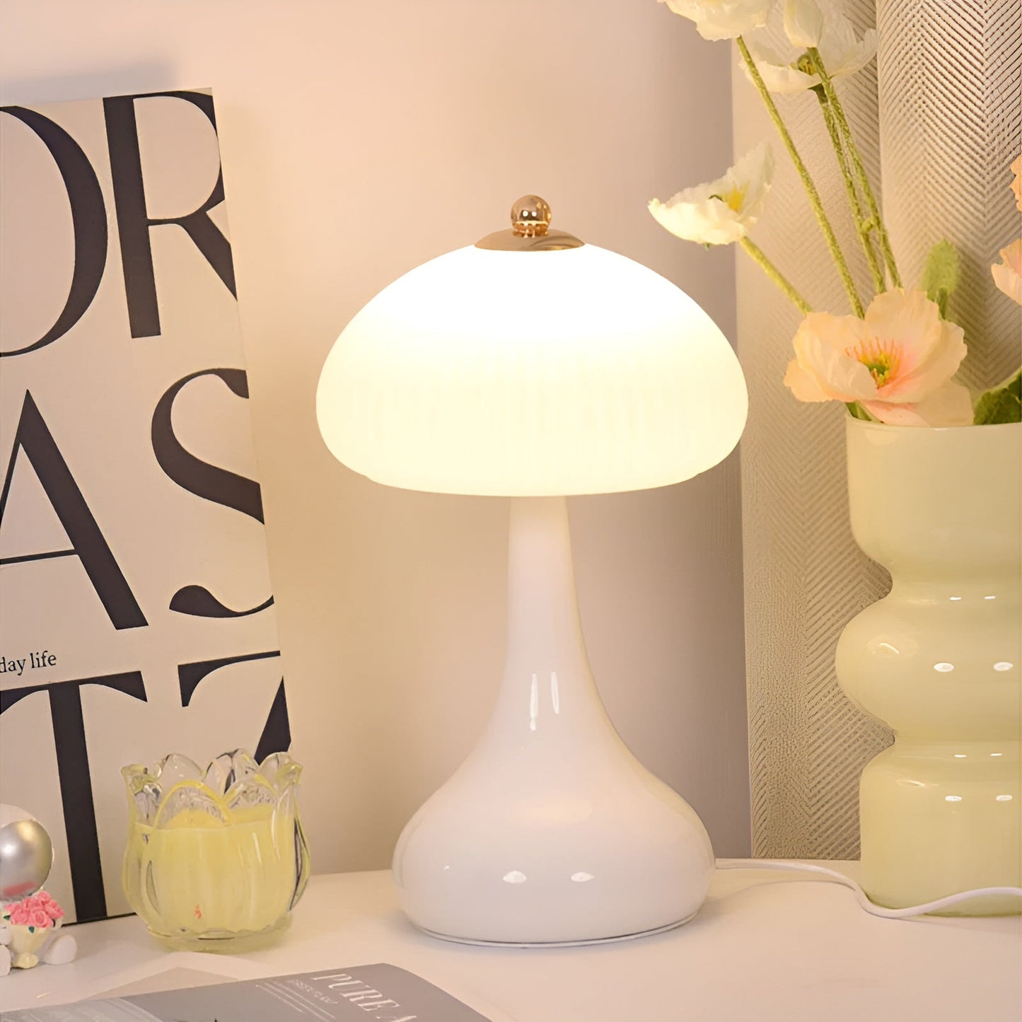 Eleganza Luxe Table Lamp – Timeless Mushroom Design with LED Dimming Function in Soft Colors