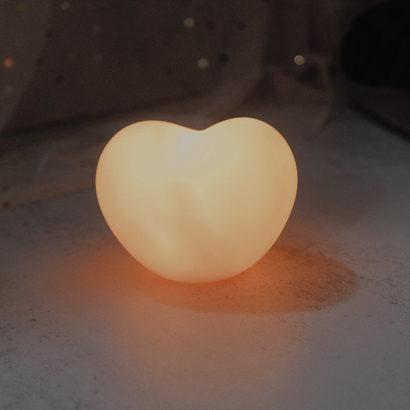 Moderne Silicone Creative Heart LED Night Light Table Lamp