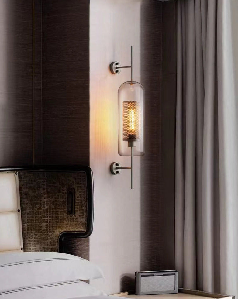 Thatcher Modern Honeycomb Wall Sconce – Brass & Glass Elegance