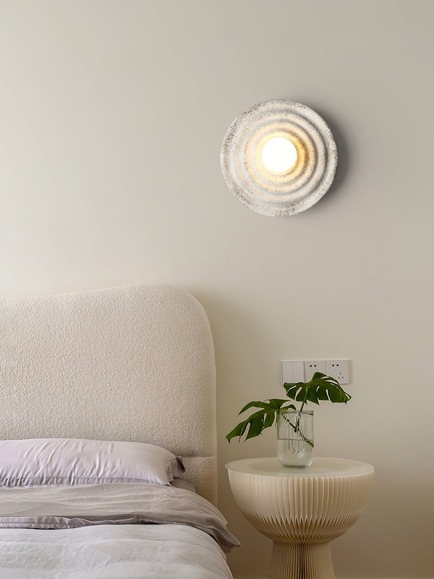 Seashell Resin Wall Lamp with LED Light - Indoor Decor