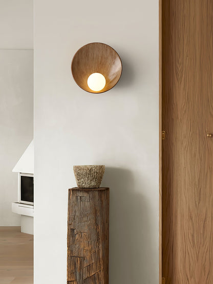 Seashell Resin Wall Lamp with LED Light - Indoor Decor