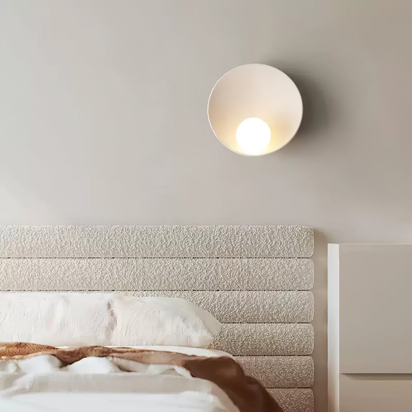 Seashell Resin Wall Lamp with LED Light - Indoor Decor