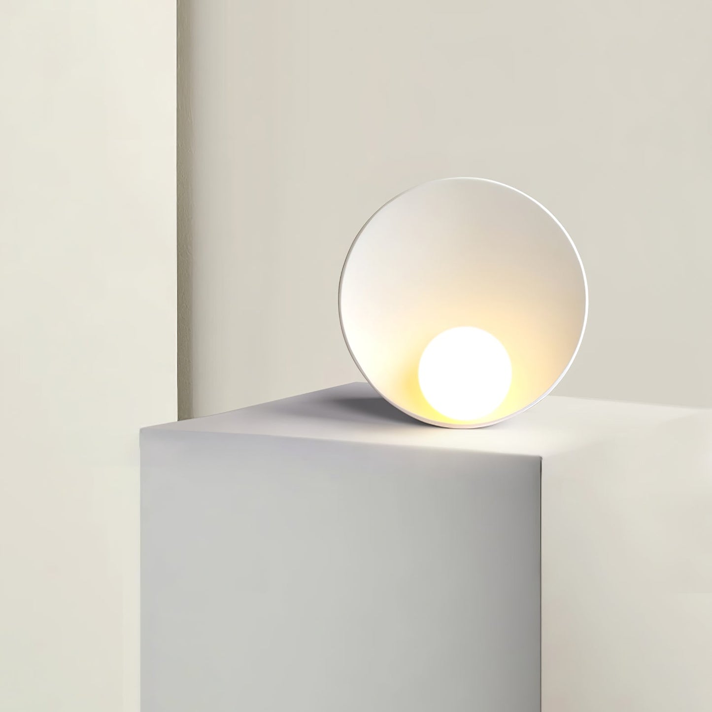 Seashell Resin Wall Lamp with LED Light - Indoor Decor