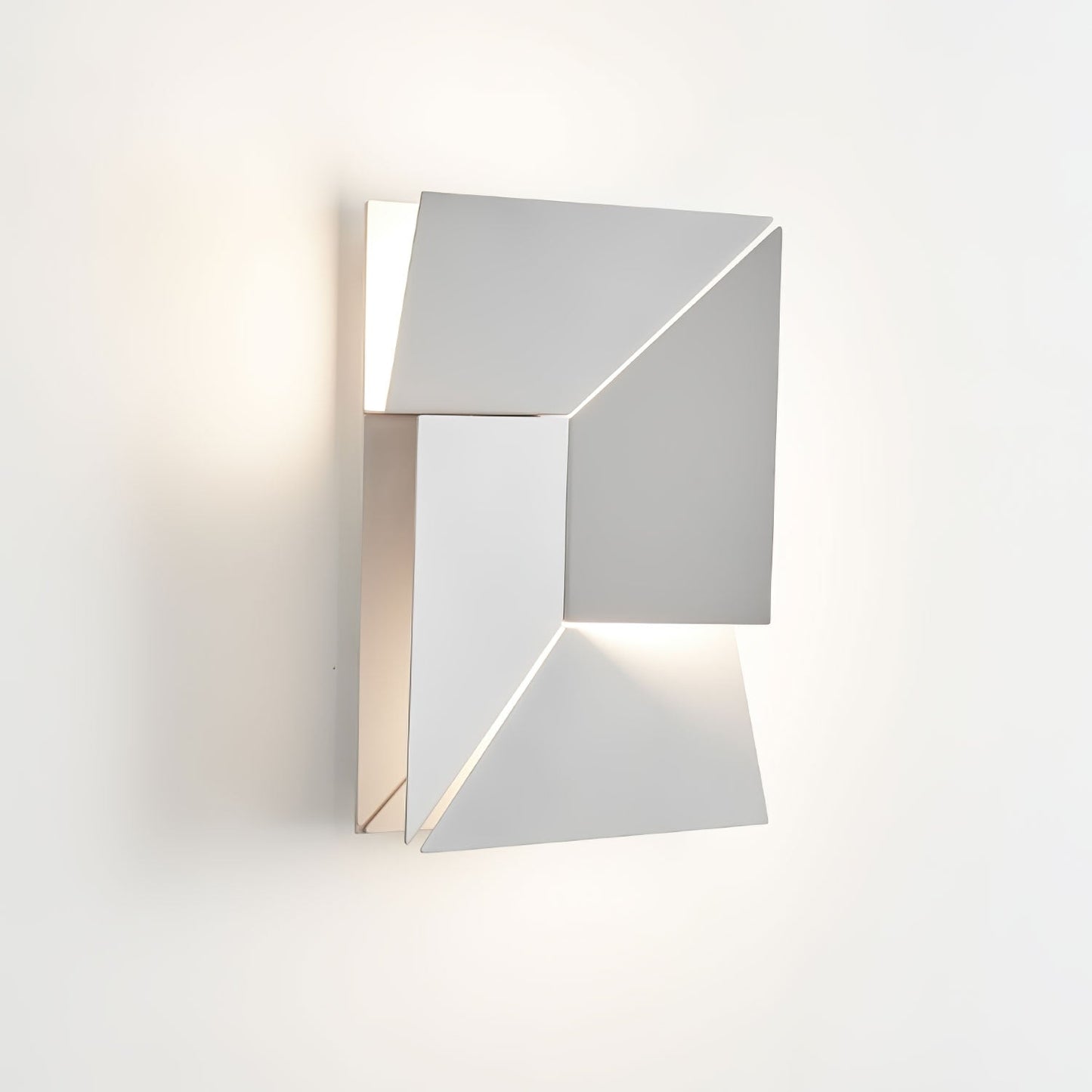 Shadows Grand Plug-in Sconce LED Wall Light - White Metal