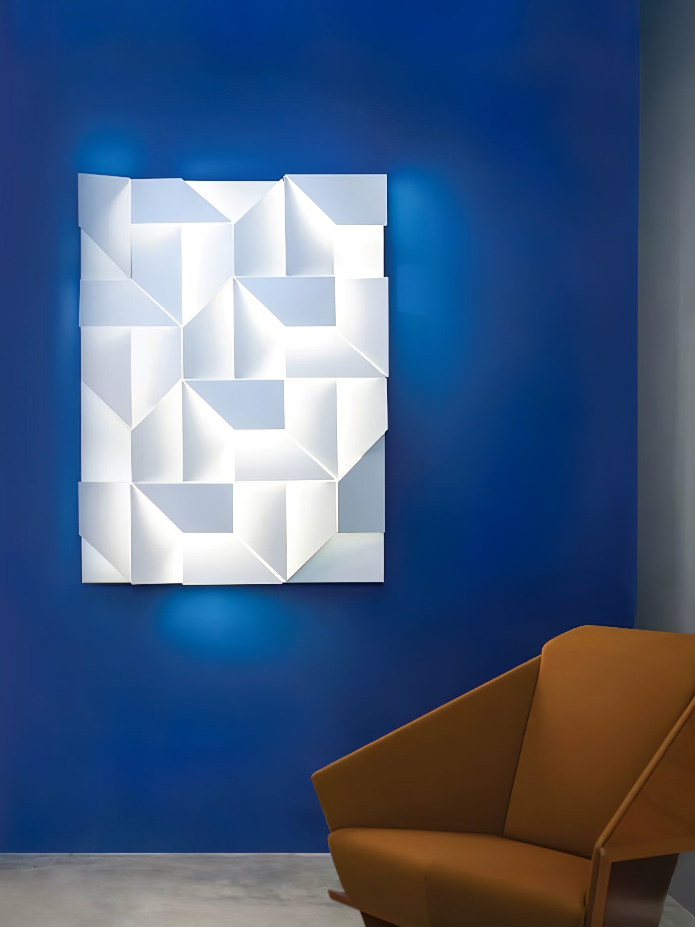 Shadows Grand Plug-in Sconce LED Wall Light - White Metal