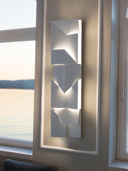 Shadows Grand Plug-in Sconce LED Wall Light - White Metal