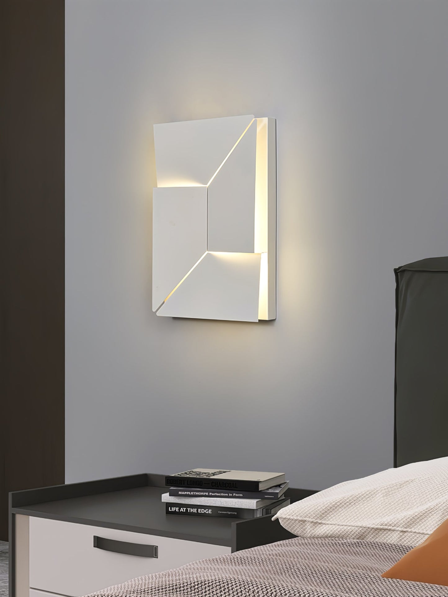 Shadows Grand Plug-in Sconce LED Wall Light - White Metal
