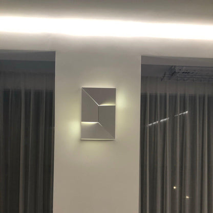 Shadows Grand Plug-in Sconce LED Wall Light - White Metal