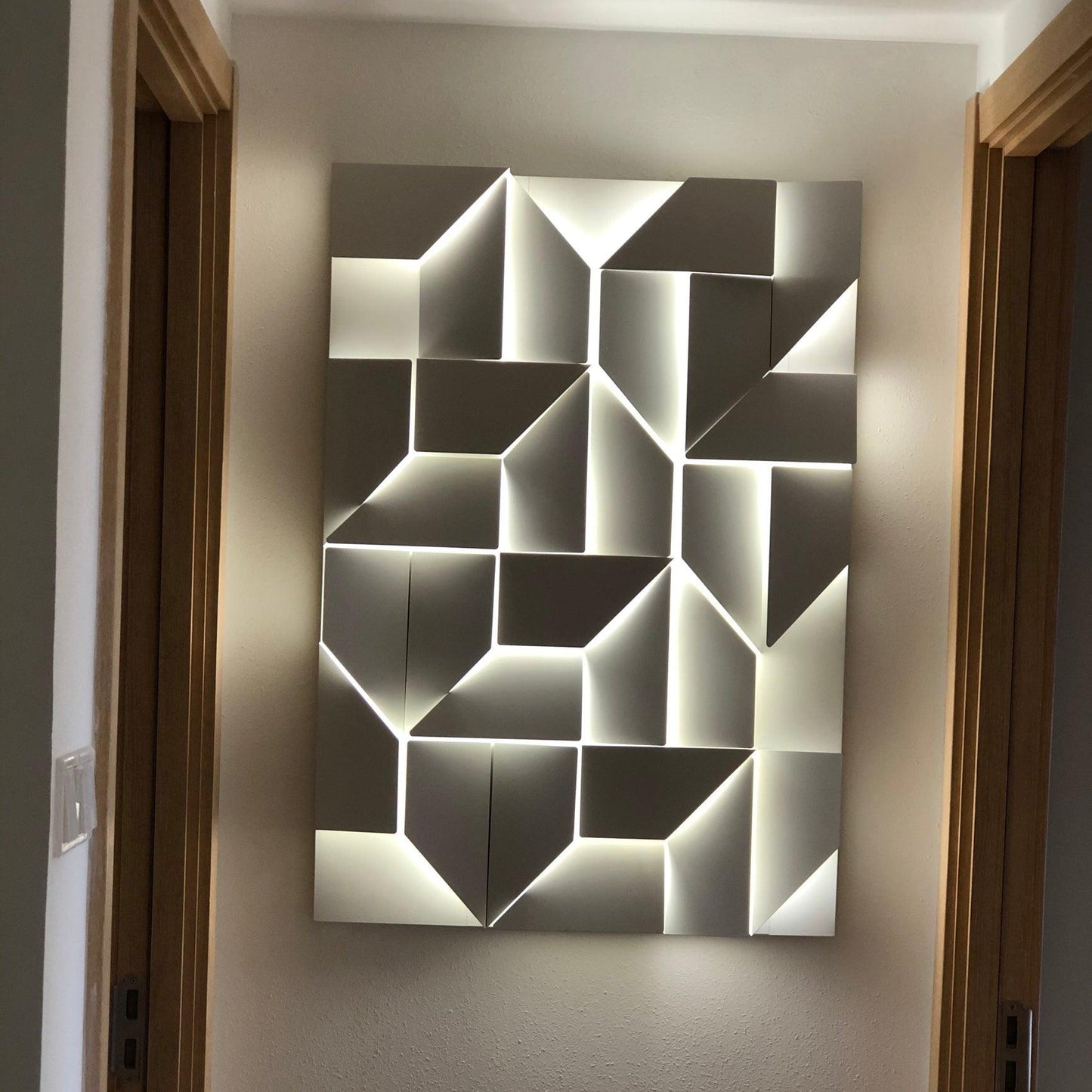 Shadows Grand Plug-in Sconce LED Wall Light - White Metal
