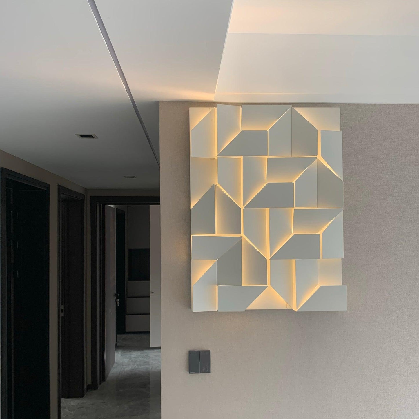 Shadows Grand Plug-in Sconce LED Wall Light - White Metal