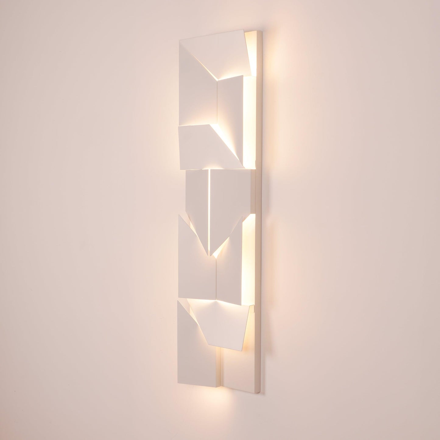 Shadows Grand Plug-in Sconce LED Wall Light - White Metal