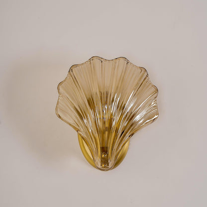 Shell Wall Light Set of 2 with Brass Finish and LED