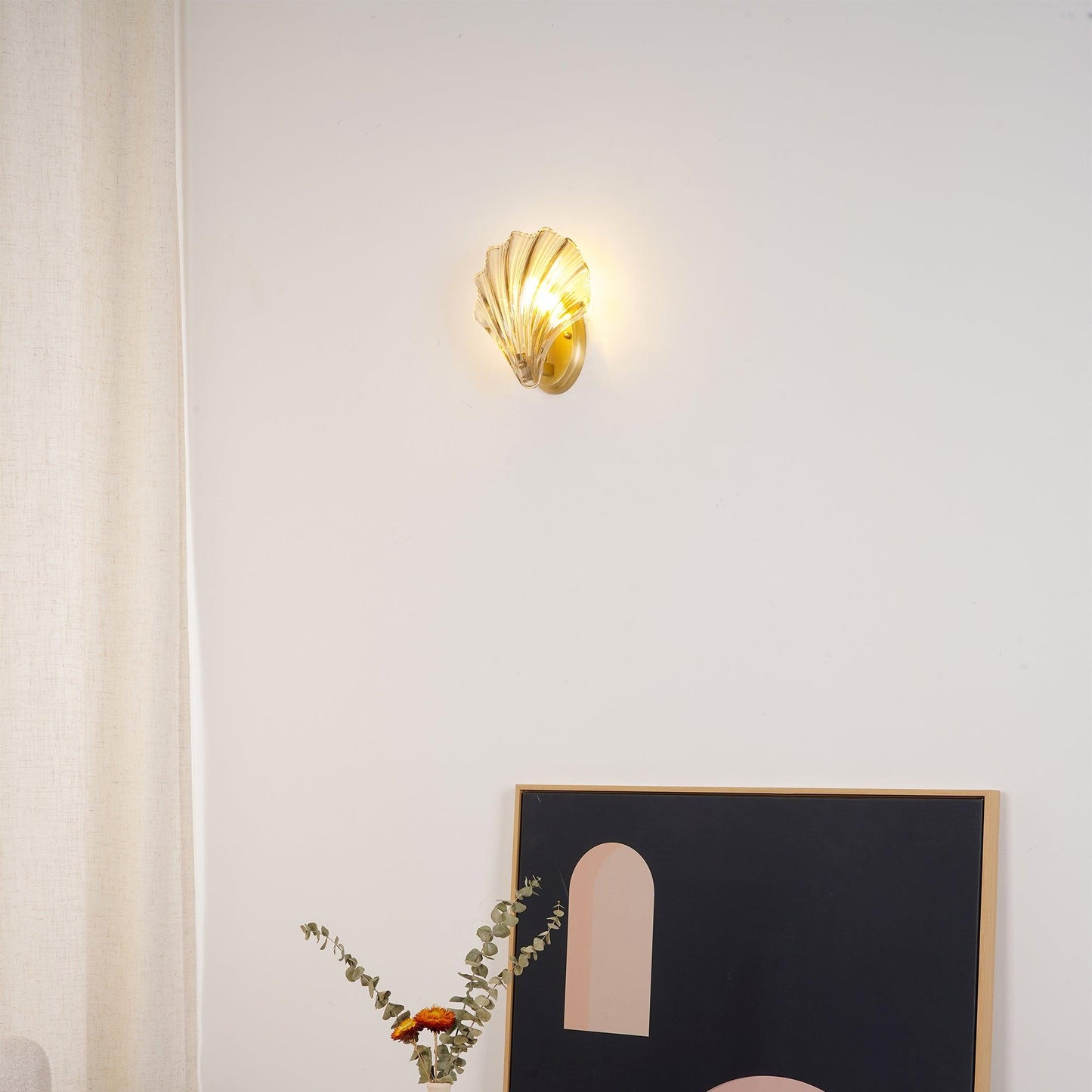 Shell Wall Light Set of 2 with Brass Finish and LED