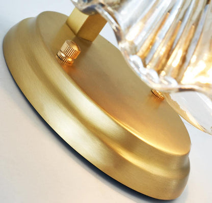 Shell Wall Light Set of 2 with Brass Finish and LED