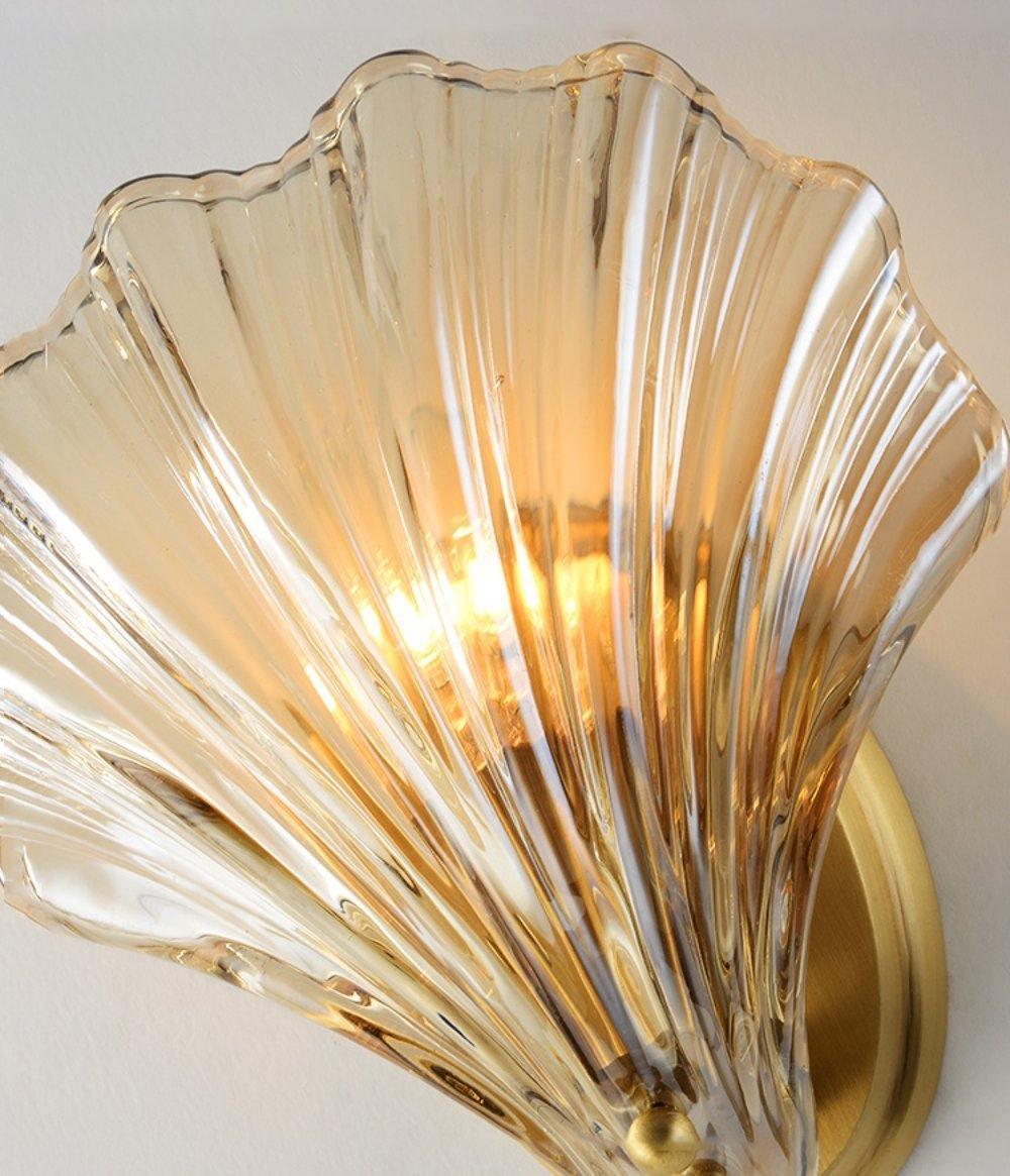 Shell Wall Light Set of 2 with Brass Finish and LED