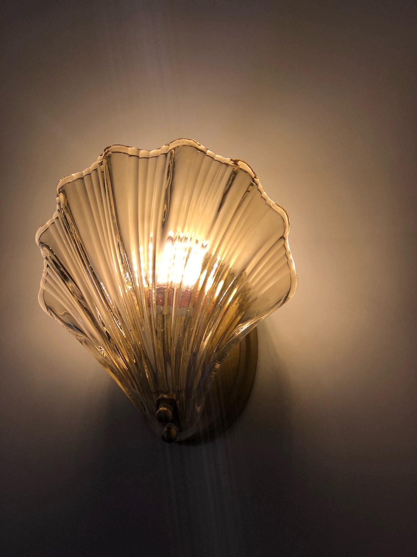 Shell Wall Light Set of 2 with Brass Finish and LED