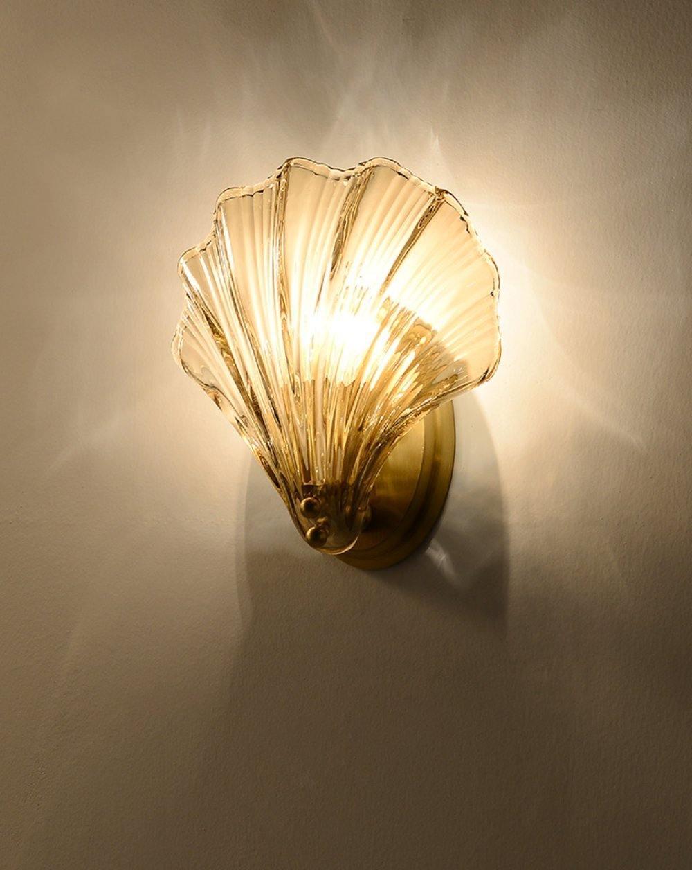 Shell Wall Light Set of 2 with Brass Finish and LED