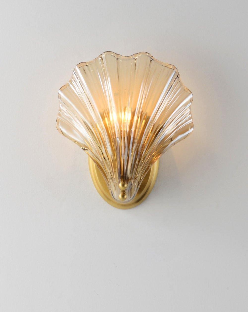 Shell Wall Light Set of 2 with Brass Finish and LED
