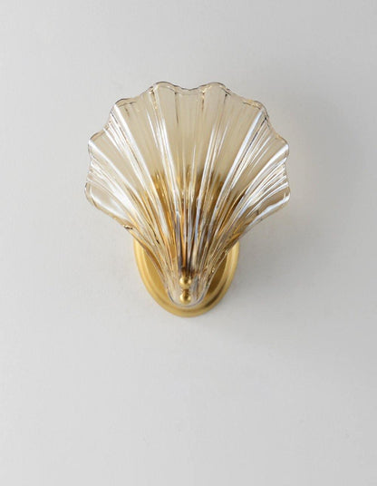 Shell Wall Light Set of 2 with Brass Finish and LED