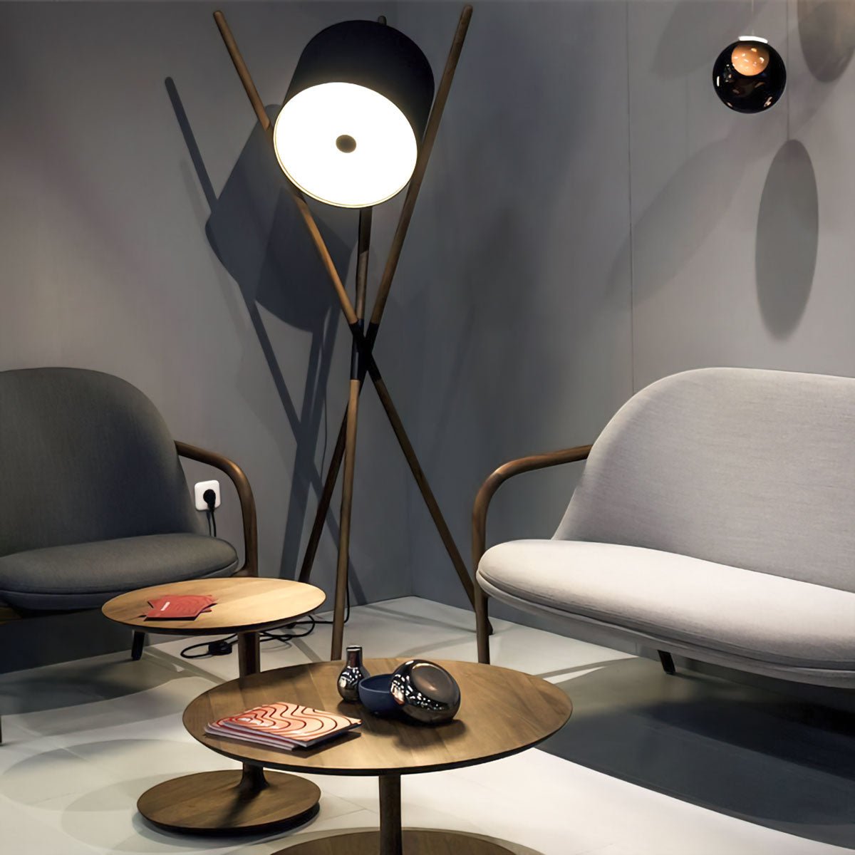 Shift Lamp Floor Lamp - LED Indoor Wood & Metal Design