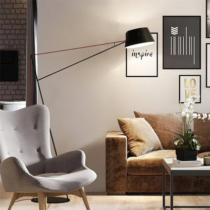 Spar Floor Lamp - Modern Black LED Lamp for Indoor Use