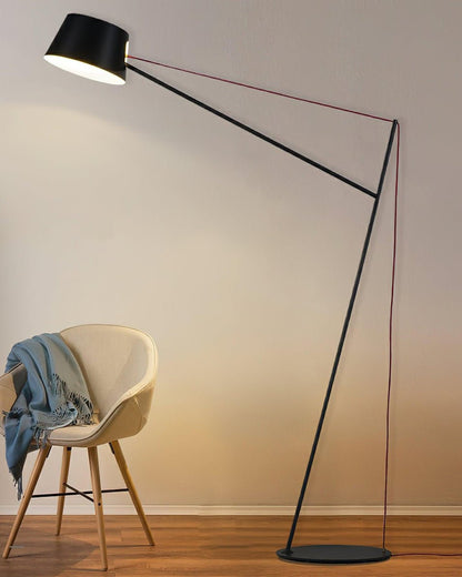 Spar Floor Lamp - Modern Black LED Lamp for Indoor Use