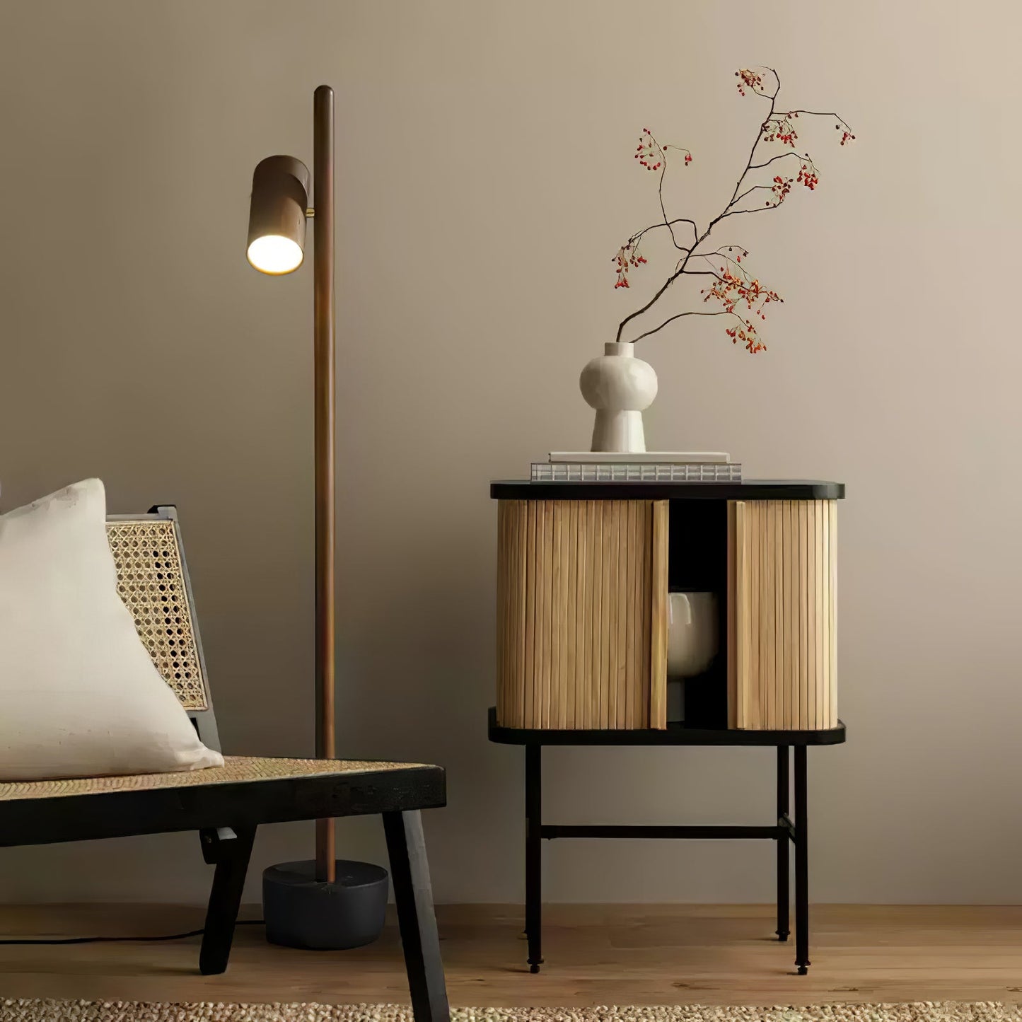 Spotlight Wood Floor Lamp - Adjustable LED Modern Design