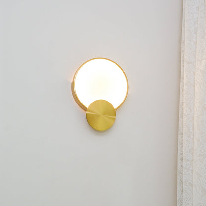 Terra Svet Wall Lamp - Modern Gold Alabaster LED Light