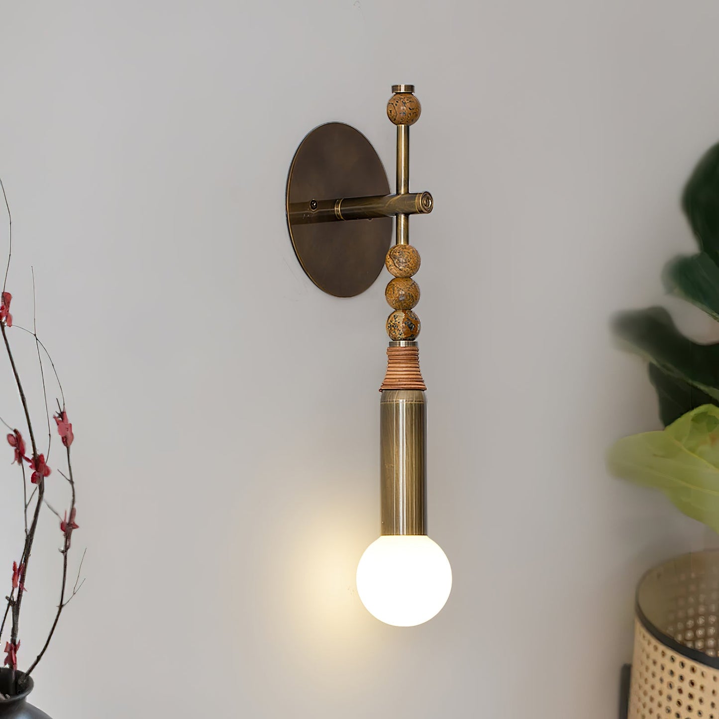 Toam Wall Lamp - Elegant Brass and Marble Indoor Sconce