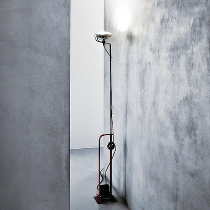 Toio Floor Lamp with Adjustable Height and Dimmable LED