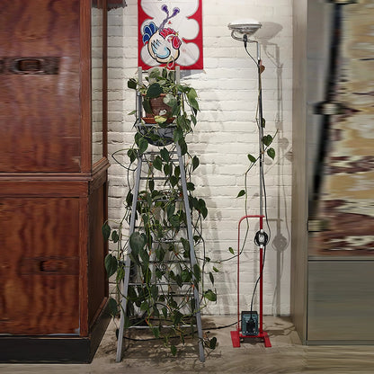 Toio Floor Lamp with Adjustable Height and Dimmable LED