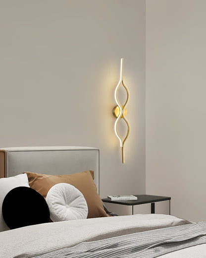 Twist Brass Wall Light - Modern LED Indoor Lighting