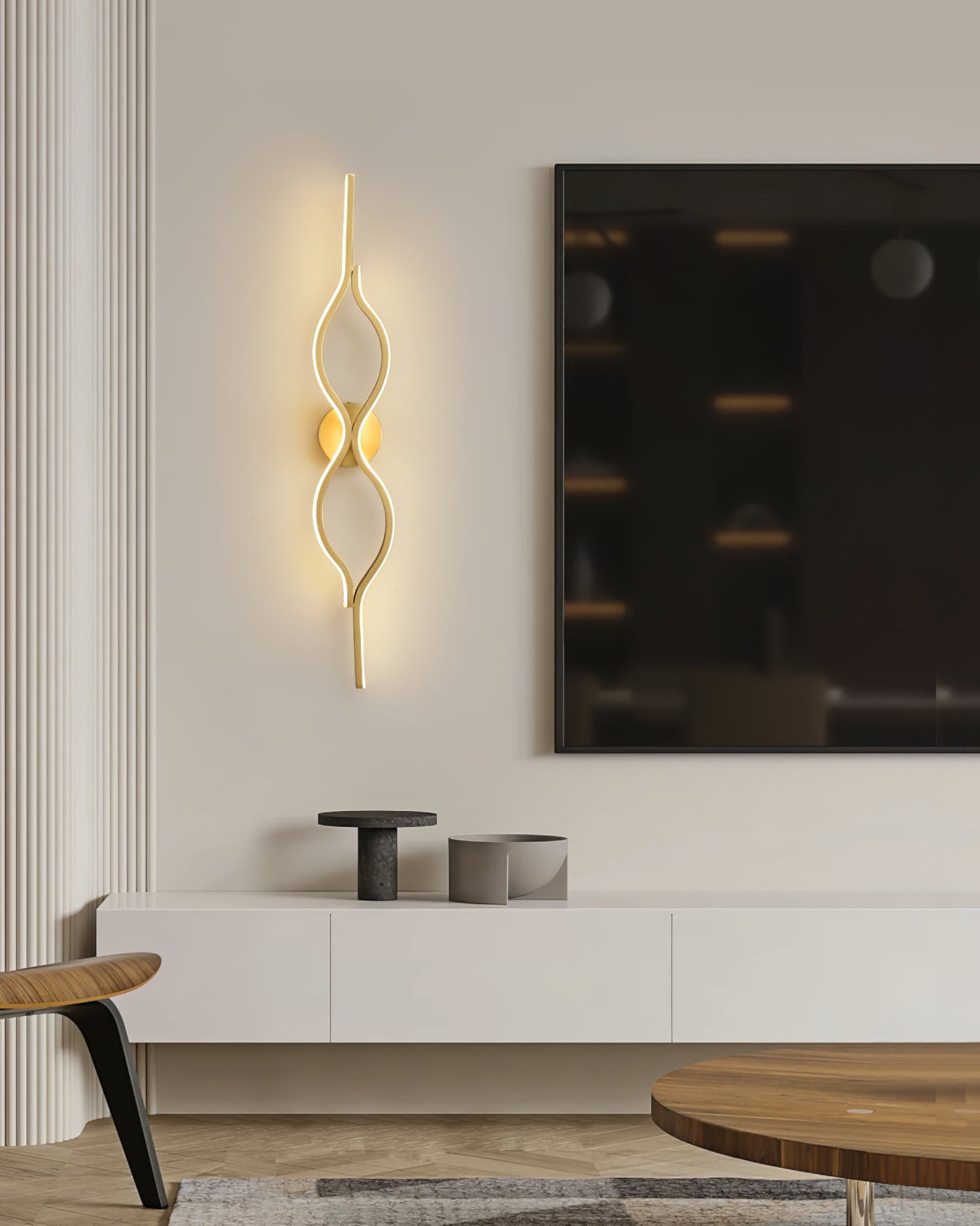 Twist Brass Wall Light - Modern LED Indoor Lighting