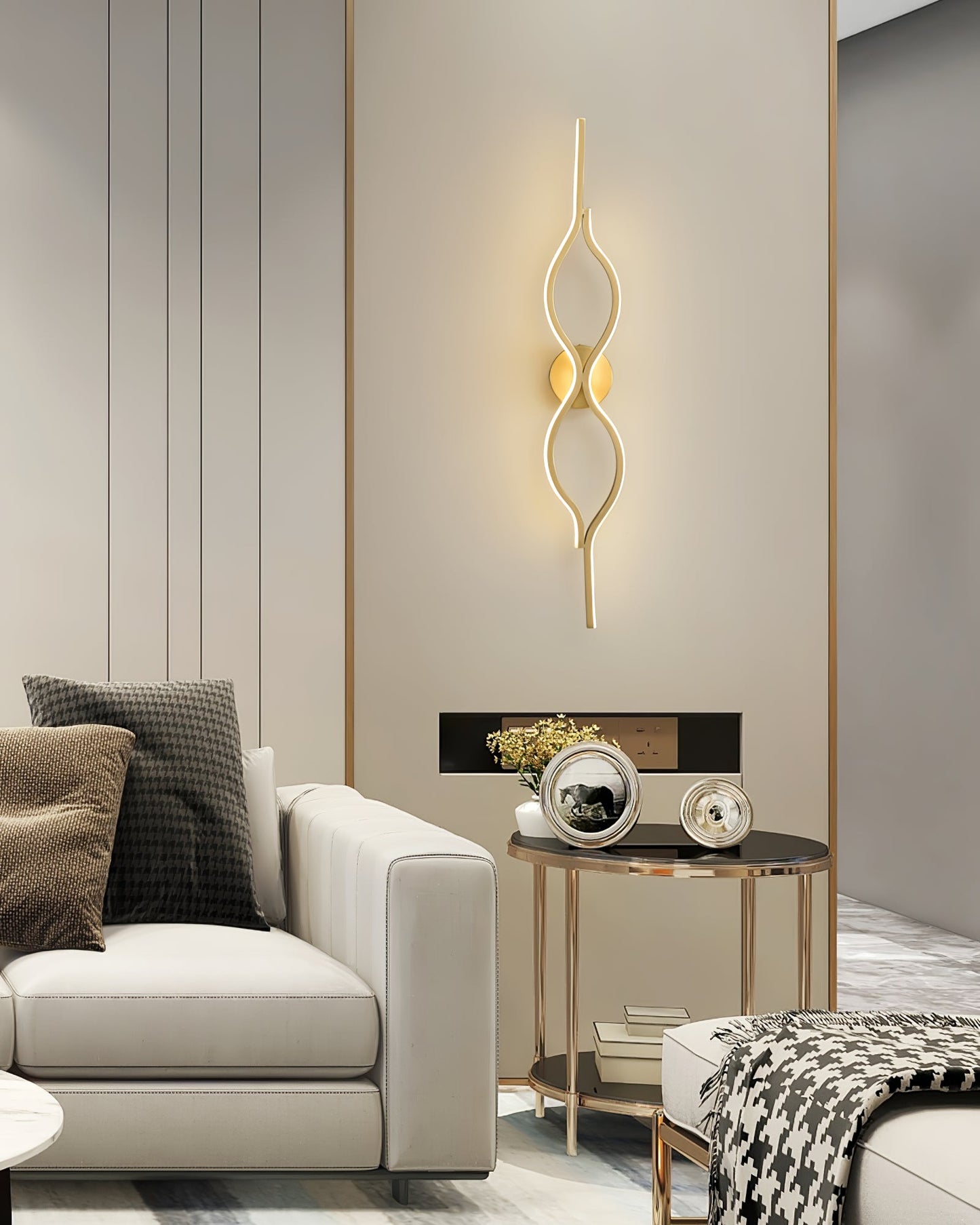 Twist Brass Wall Light - Modern LED Indoor Lighting