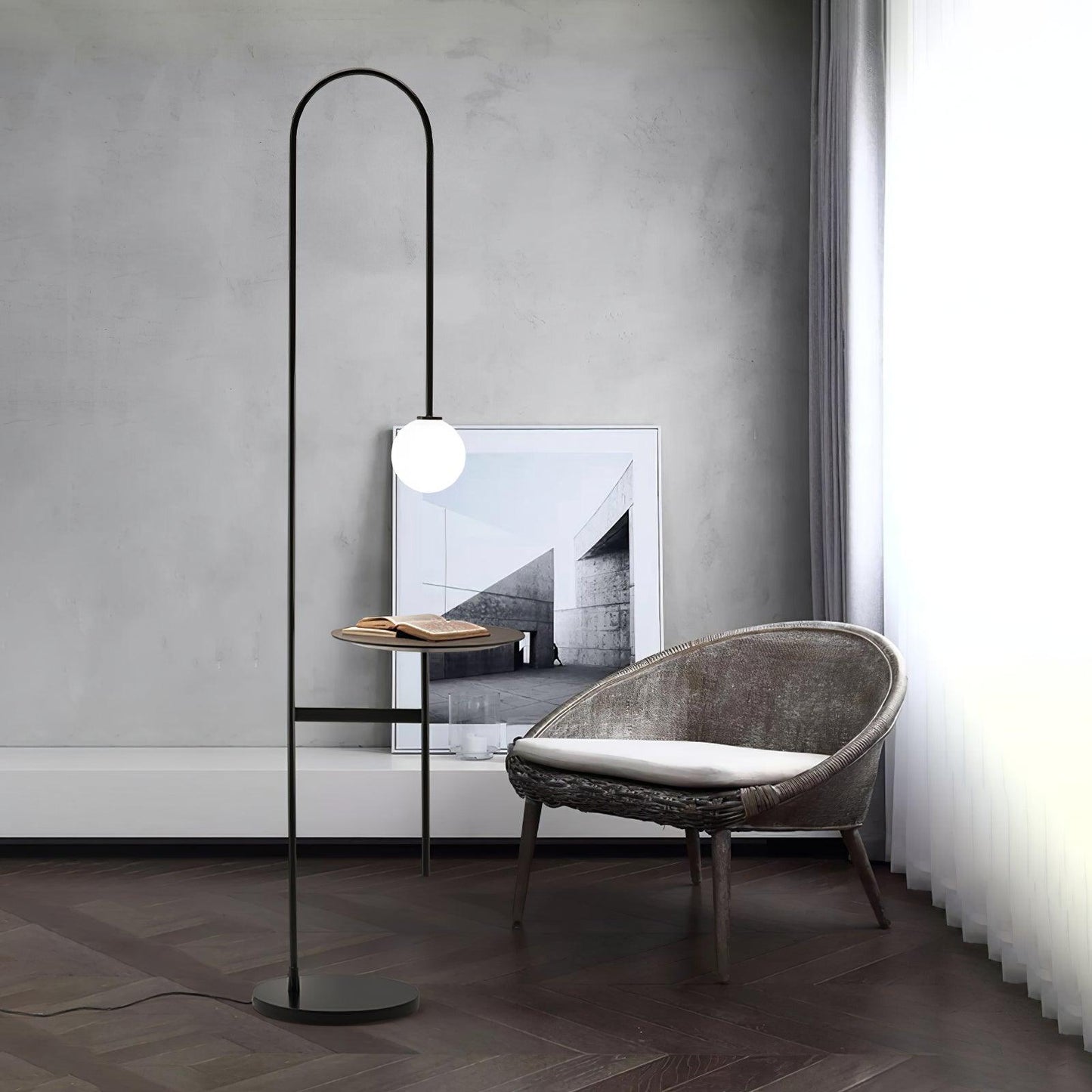 Vanni Floor Lamp with Black Frame and Glass Shade