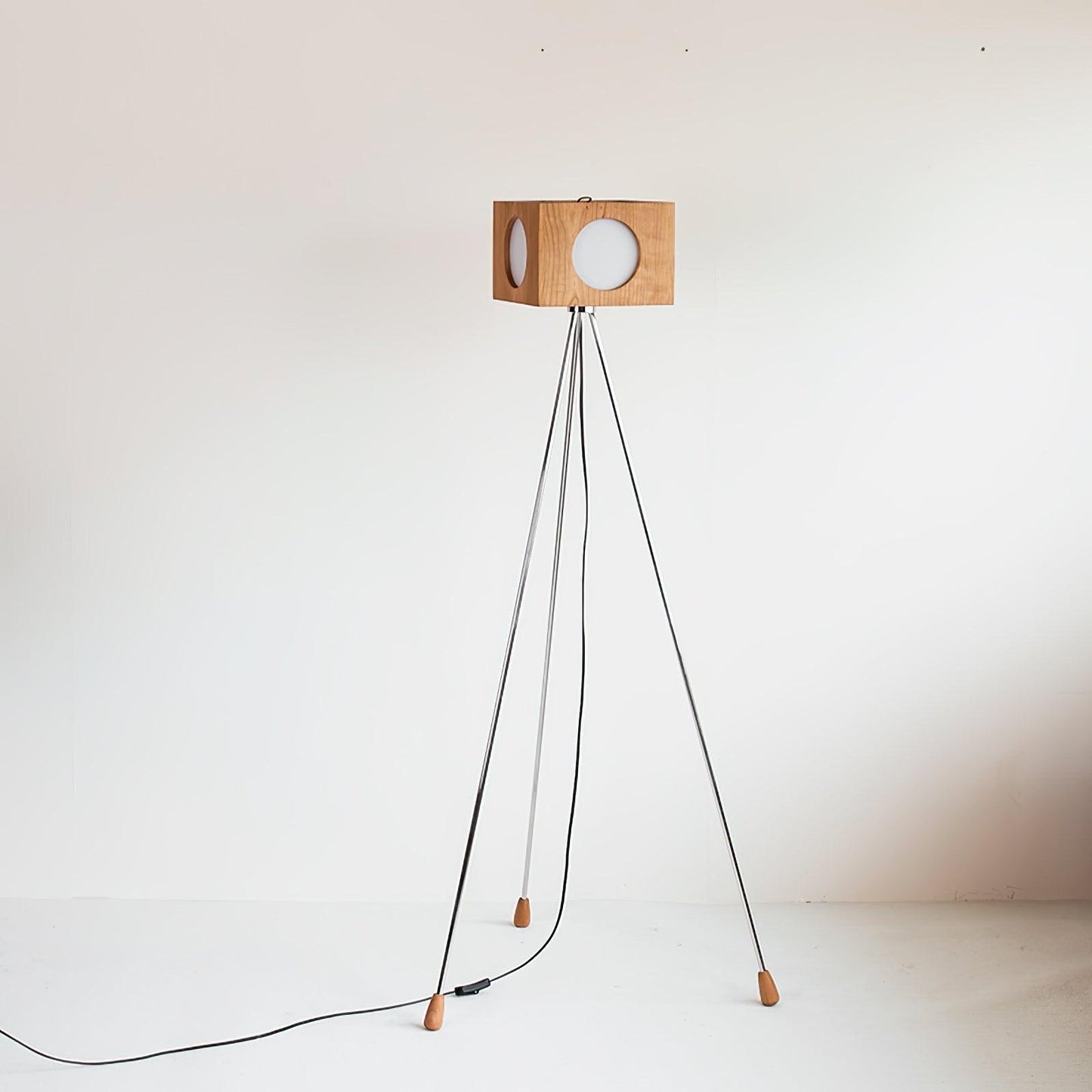 Vintage Tripod Camera Floor Lamp with LED Light, Cherry Wood