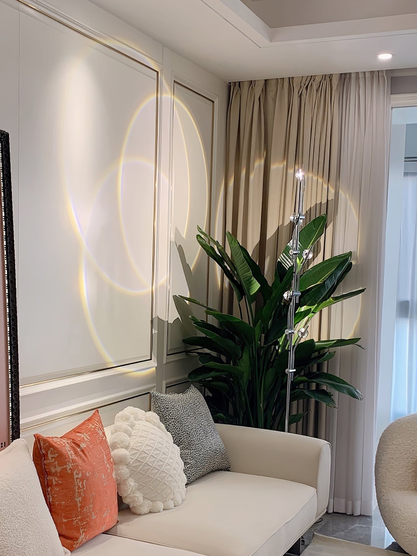 Wa Wa Floor Lamp with Integrated LED - Indoor Lighting Fixture