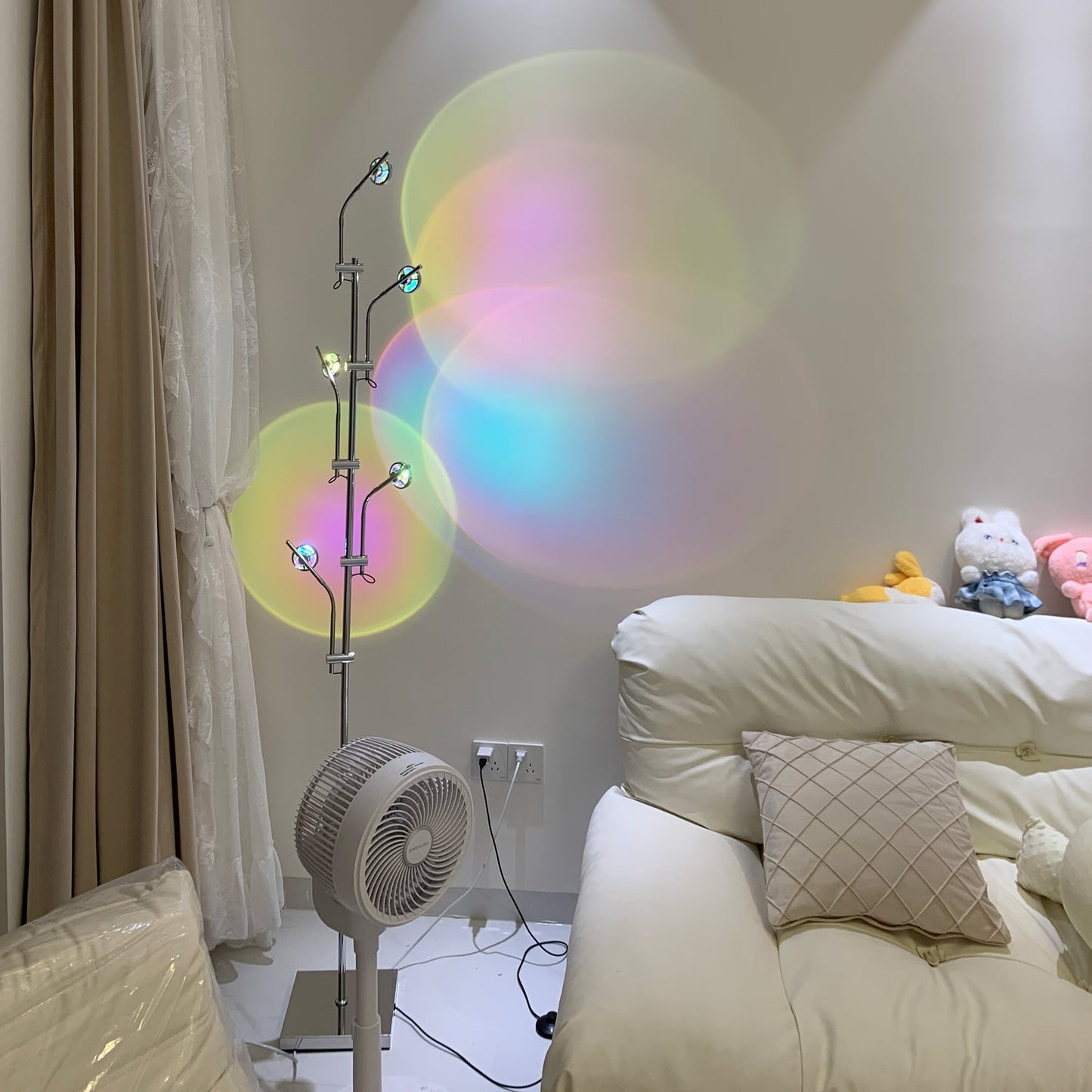 Wa Wa Floor Lamp with Integrated LED - Indoor Lighting Fixture