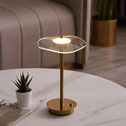 Moderne LED Table Lamp - Dimmable, Stylish Design, Energy Efficient