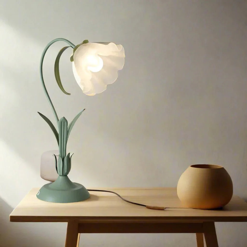French Vintage Style Floral Desk Lamp - E27 Bulb