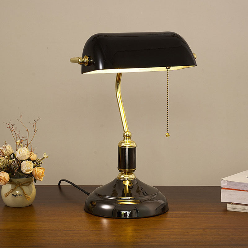 European Elegance Glass Table Lamp – Timeless Sophistication