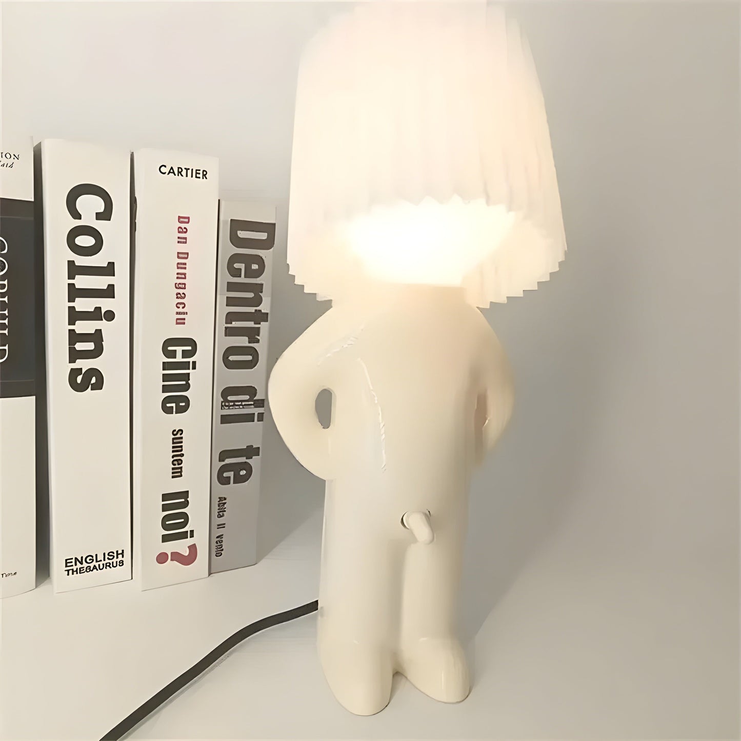 Frecher Junge Creative Table Lamp – Unique LED Lighting for Bedroom and Living Room