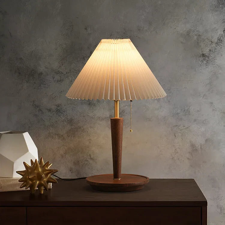 Classic Pleated Wood Table Lamp – Timeless Elegance with Modern Lighting