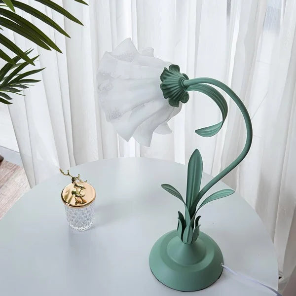 Vintage Adjustable Flower Table Lamp - Timeless Elegance with Functional Design