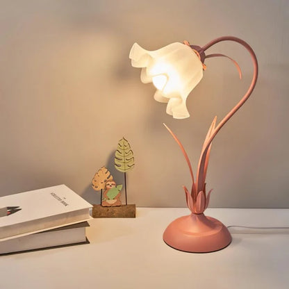 Vintage Adjustable Flower Table Lamp - Timeless Elegance with Functional Design