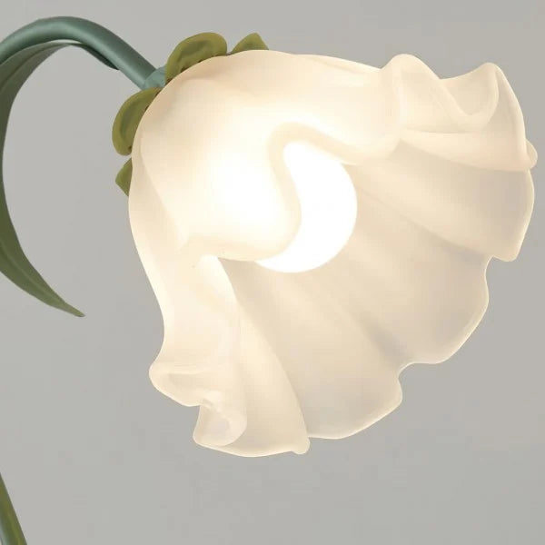 Vintage Adjustable Flower Table Lamp - Timeless Elegance with Functional Design